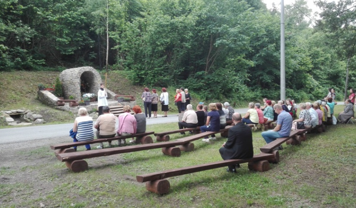 8. fotografia fotogalérie Kaplnka p. Marie Lurdskej - posviacka 27.5.2018